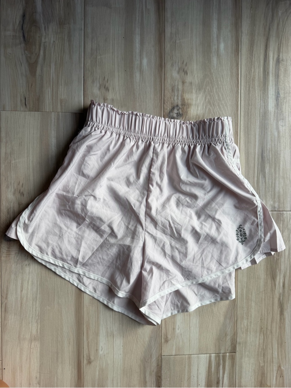BRAND NEW FREE PEOPLE SHORTS - Picture 13 of 15